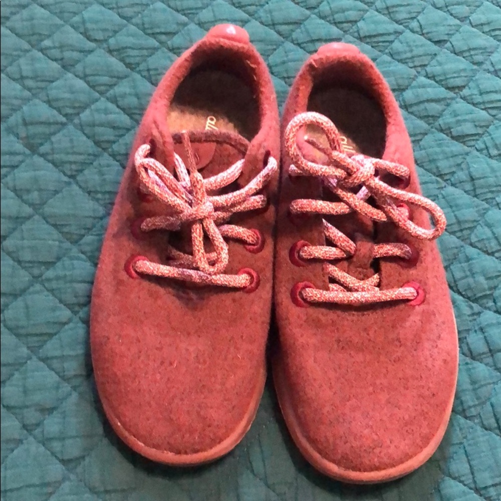 SOLD Allbirds womens size 6